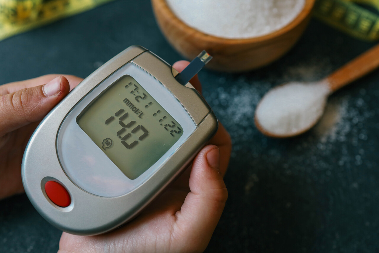 식후 혈당은 140mg/dL까지가 적정선이다 / Designed by Freepik