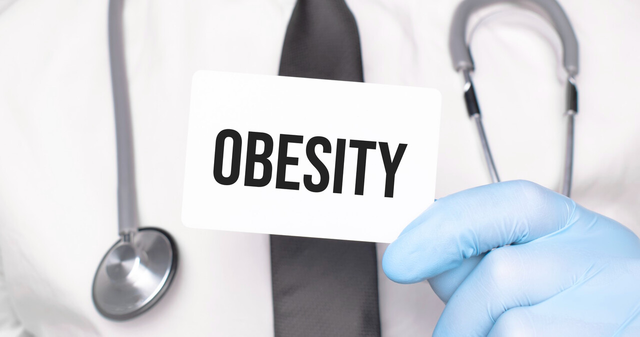 '비만'이라는 일원화된 관점을 벗어나, '치료가 필요한 비만'과 '관리가 필요한 비만'으로 나눠서 보는 것부터 시작해야 한다 / Designed by Freepik