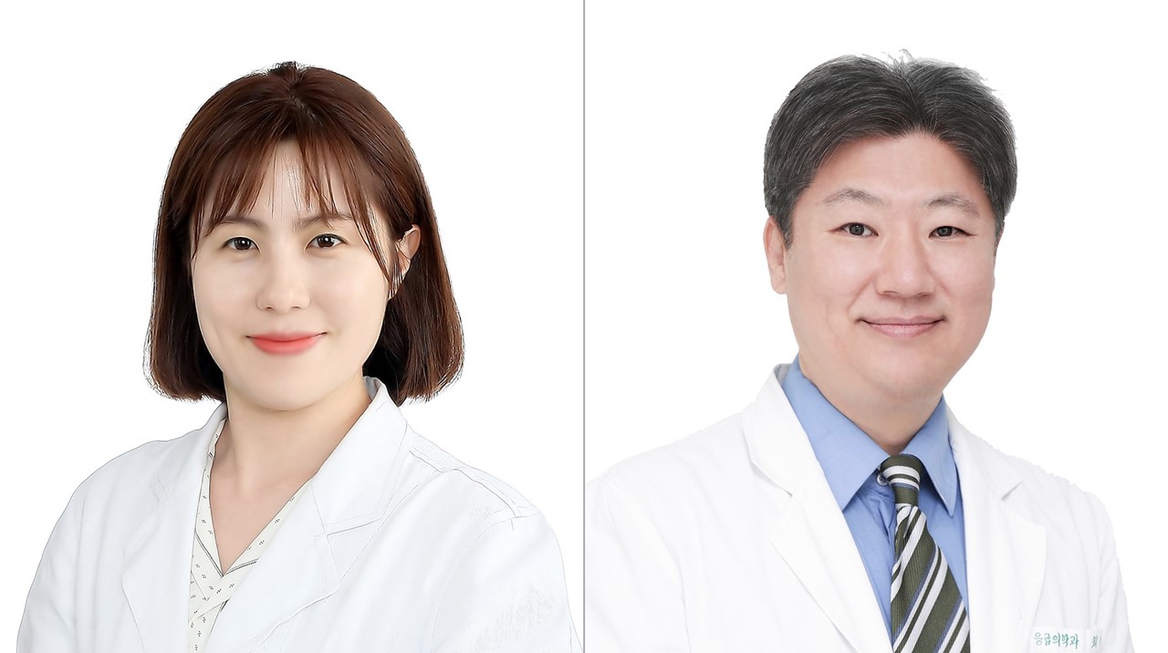 경희대병원 피부과 안혜진 교수(좌)와 응급의학과 최한성 교수(우) / 제공 : 경희의료원