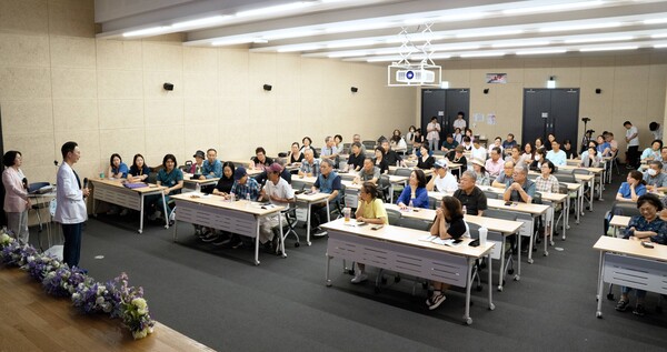 이대대동맥혈관병원, 건강강좌 현장 사진